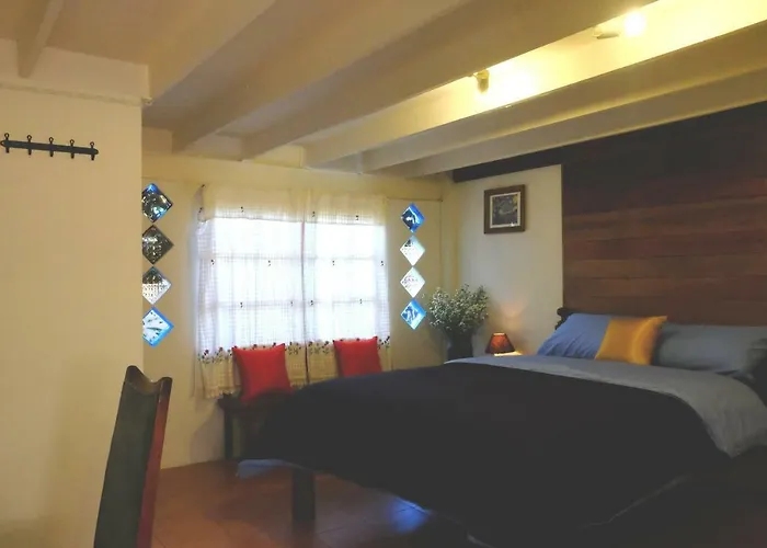 Pimthong Place